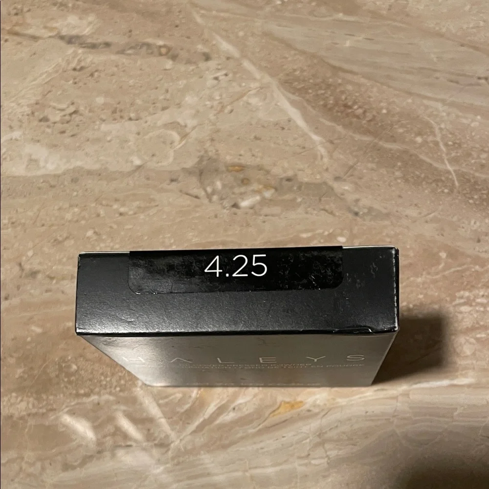HALEYS Beauty Re:Cover Pressed Powder Foundation - 4.25